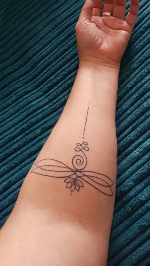 Puur - dragonfly lotus