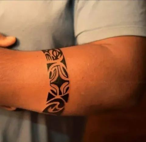 Sadiq - Protective band