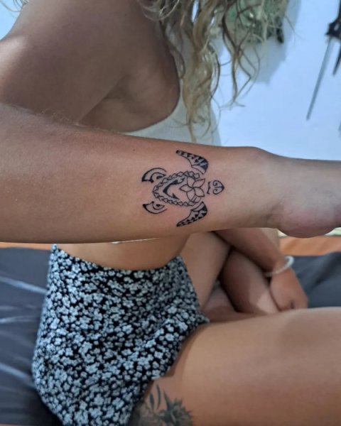 Yoyotattoo - Whaiaro: real inked placement tattoo photo thumbnail